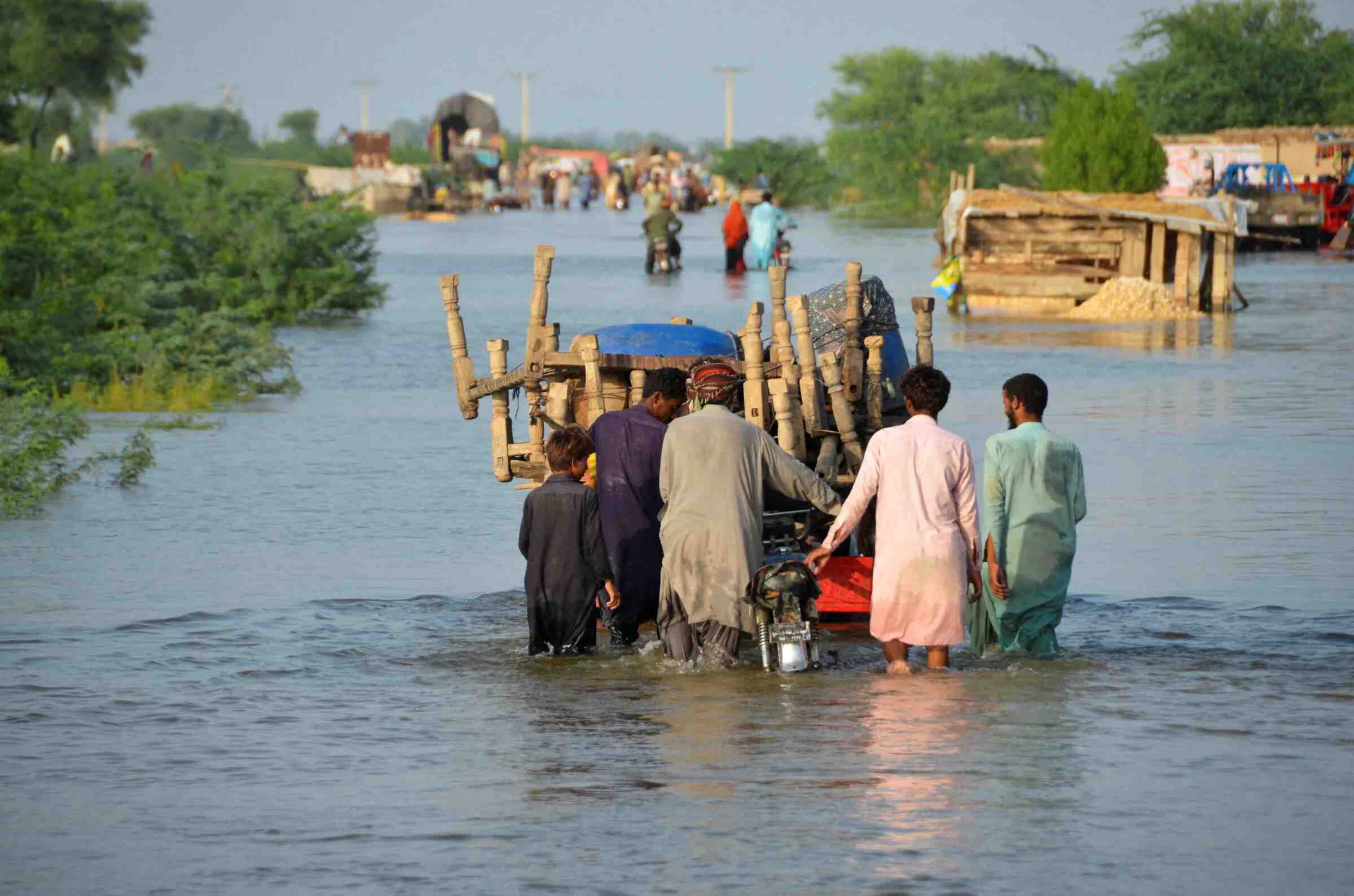 Pakistan Floods 2025: Crisis, Climate, & Politics